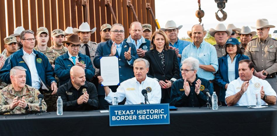 El Gobierno estadounidense demanda a Texas por sus nuevas leyes migratorias